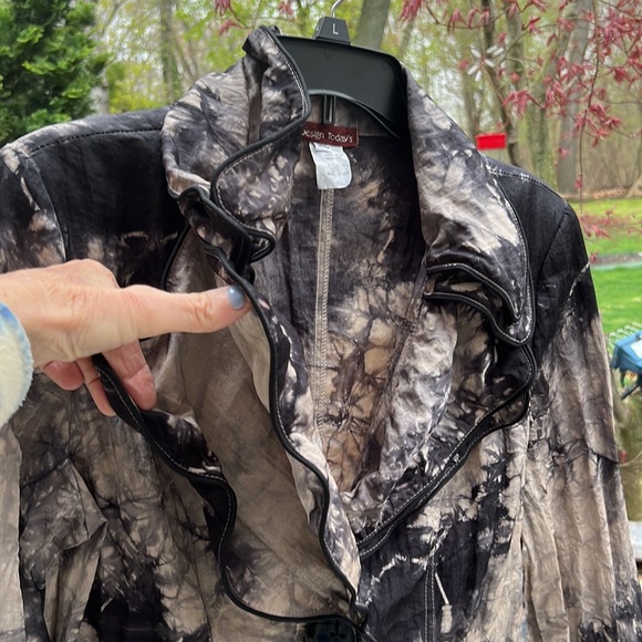 Super cool jacket - Picture 6 of 9